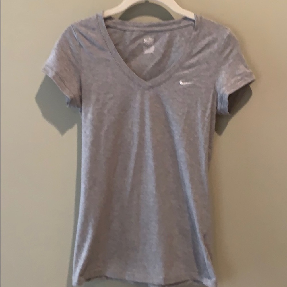 Nike top